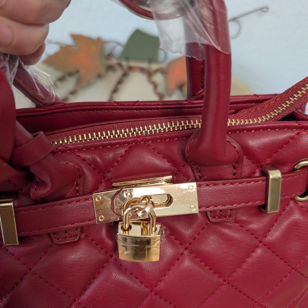 *New with Tags* Badgley Mischka Small Tote Crossbody - Picture 3 of 7